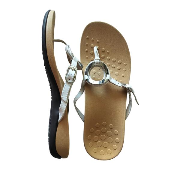 Vionic Women's White Karina Flip Flop Thong Sandals Ring Ankle Buckle Size 11 - Picture 1 of 9